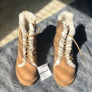 Charlotte Russe Camel Fur-Lined Combat Boots Size 6 Women